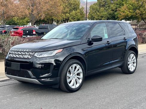 Used 2023 Land Rover Discovery Sport SE image 8