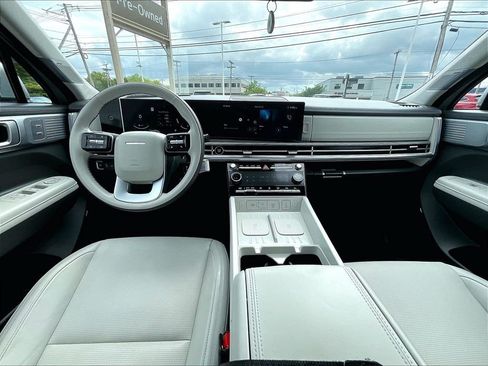 Used 2025 Hyundai Santa Fe Calligraphy AWD/4WD image 22