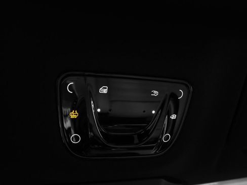 Certified 2025 Ferrari Purosangue AWD/4WD image 73
