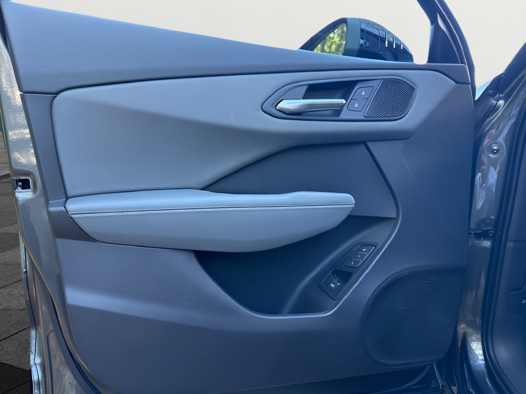 Used 2026 Audi Q3 quattro 2.0T w/ Driver Assistance Package AWD/4WD image 14