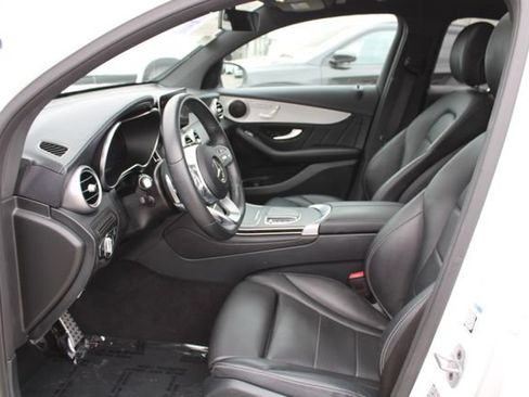 Used 2022 Mercedes-Benz GLC 300 4MATIC Coupe image 39