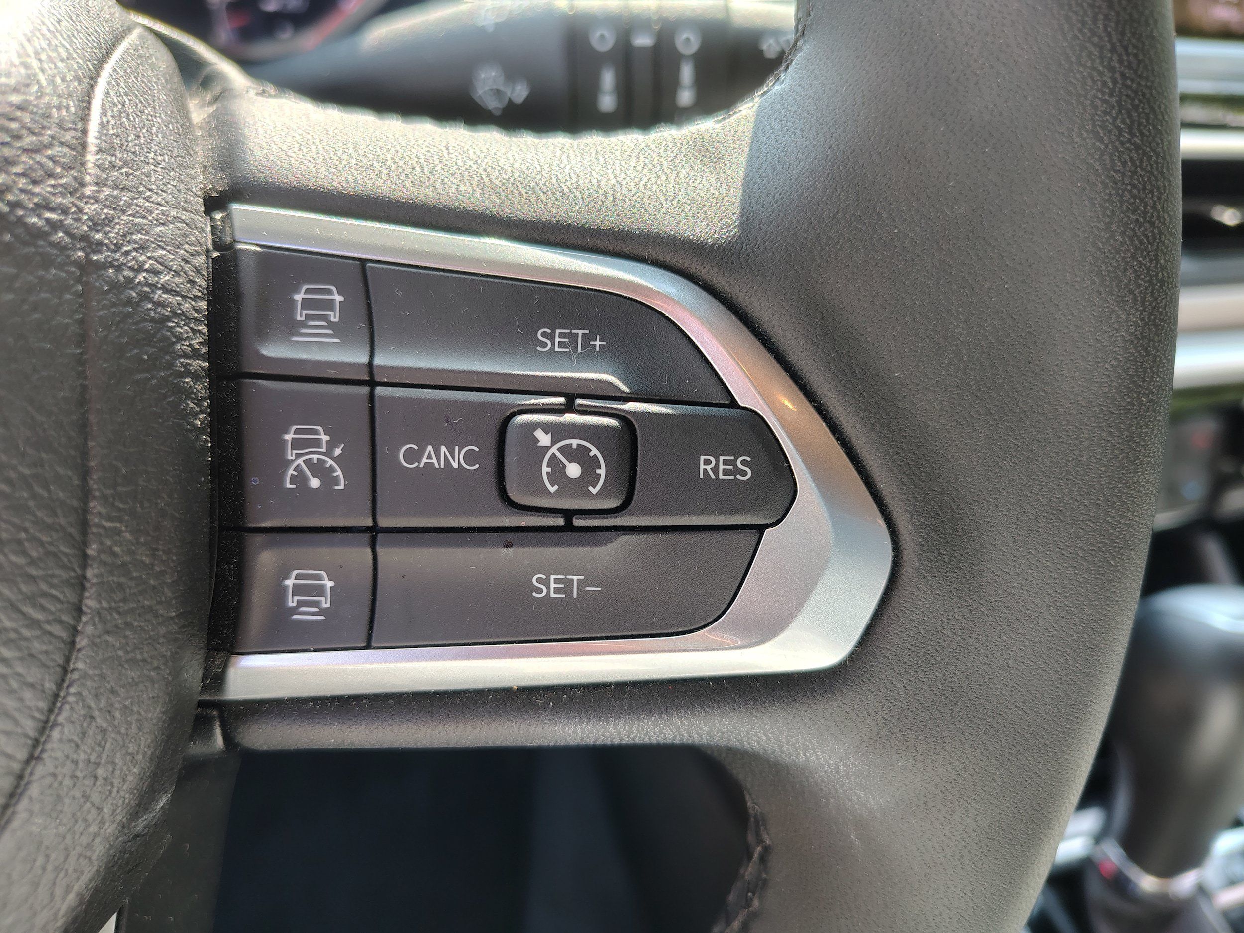 Certified 2024 Jeep Compass Limited AWD/4WD image 29