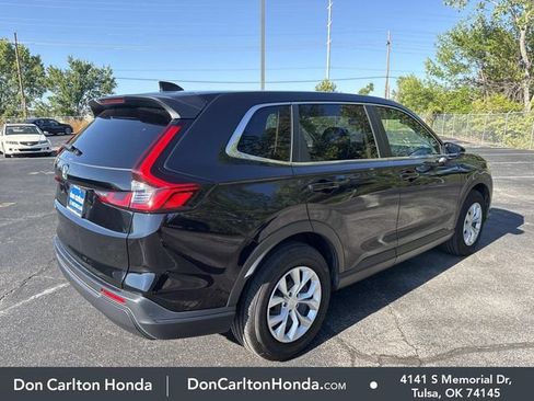 Used 2025 Honda CR-V LX image 4