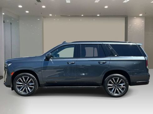 Used 2021 Cadillac Escalade Sport AWD/4WD image 2