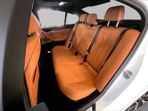 Used 2023 BMW 530e w/ M Sport Package RWD image 19