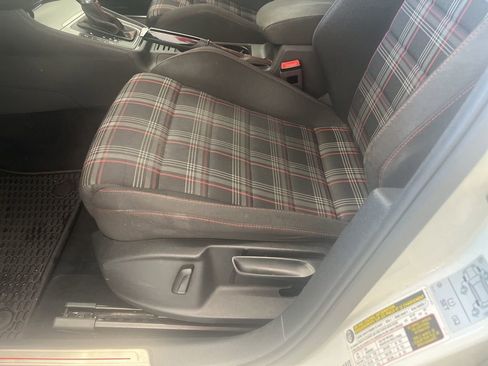 Used 2018 Volkswagen GTI S image 16