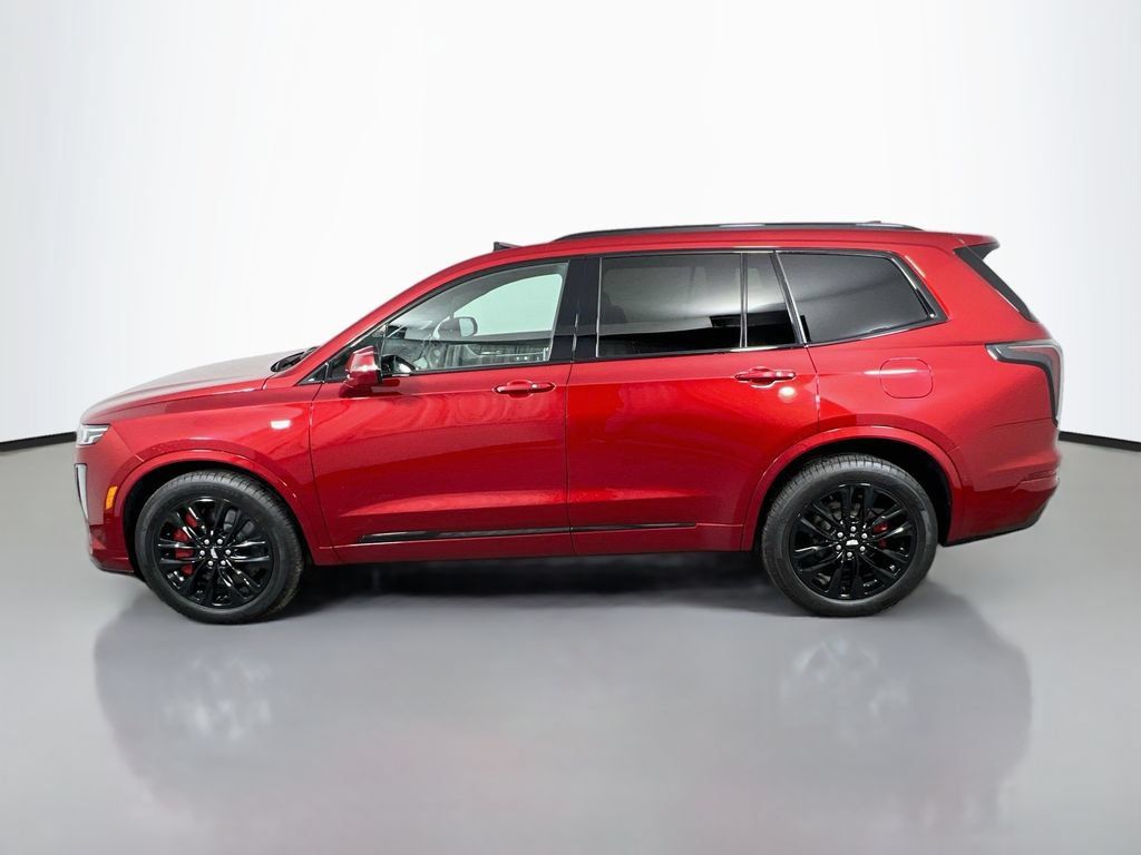 Used 2024 Cadillac XT6 Sport w/ LPO, Onyx Lite Package AWD/4WD image 4