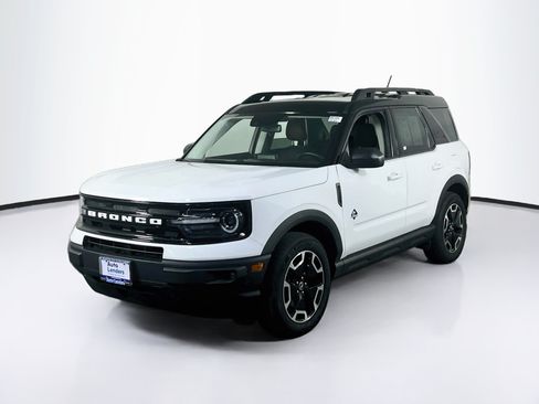 Used 2022 Ford Bronco Sport Outer Banks w/ Tech Package AWD/4WD image 1