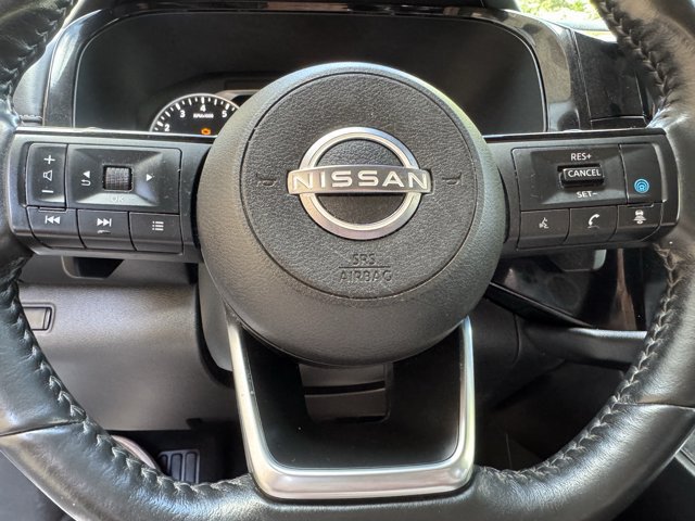 Used 2023 Nissan Pathfinder SL AWD/4WD image 10