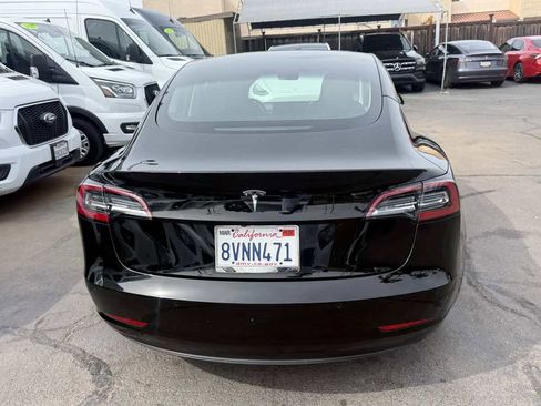 Used 2021 Tesla Model 3 image 16