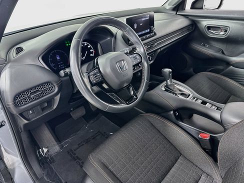 Used 2023 Honda HR-V Sport image 9