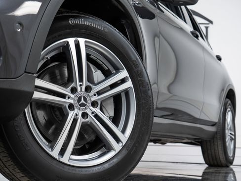 Certified 2021 Mercedes-Benz GLC 300 4MATIC image 27