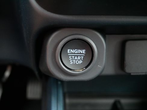 Used 2026 Ford Maverick Tremor AWD/4WD image 32