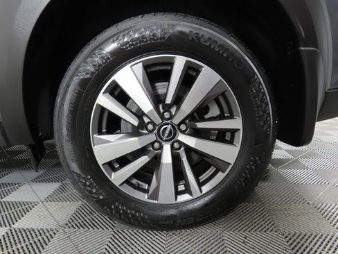 New 2026 Nissan Pathfinder SL image 11