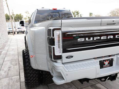 Used 2026 Ford F450 Platinum image 30