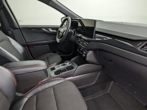 Certified 2023 Ford Escape ST-Line w/ Tech Pack #1 image 38