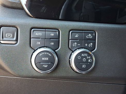 Used 2023 GMC Sierra 1500 Elevation w/ Elevation Premium Package image 25