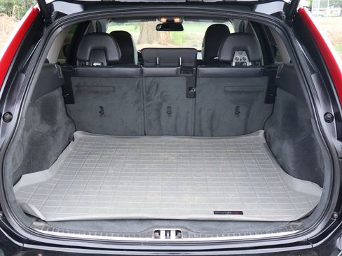 Used 2014 Volvo XC60 T6 AWD/4WD image 14