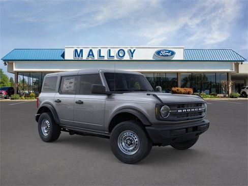 New 2025 Ford Bronco 4-Door image 7
