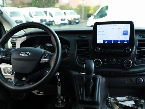 Used 2023 Ford Transit 350 XLT image 22