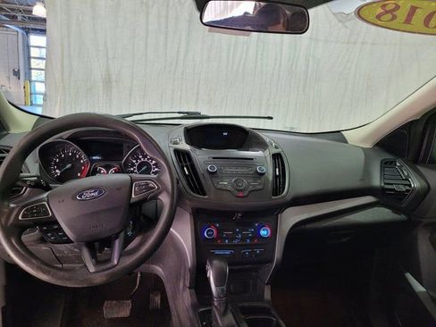 Used 2018 Ford Escape SE image 4