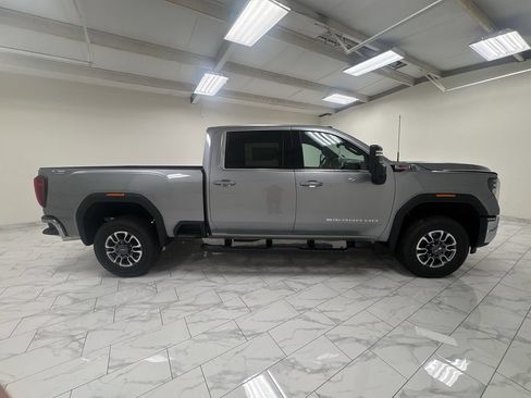 New 2026 GMC Sierra 2500 SLE w/ SLE Value Package; AWD/4WD image 9