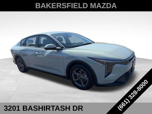Used 2025 Kia K4 FWD image 7