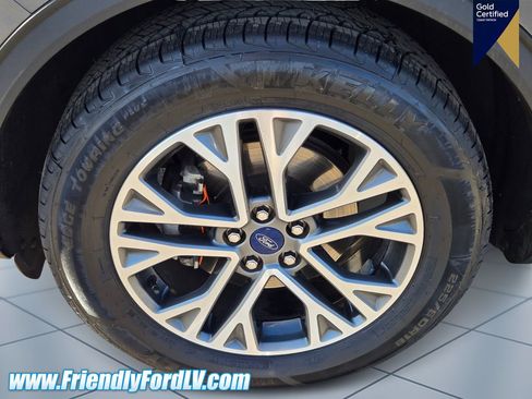 Certified 2022 Ford Escape SEL image 7