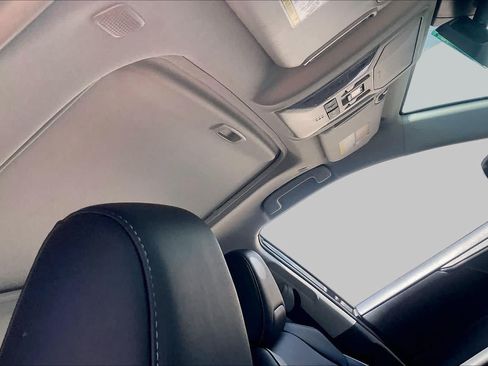 Used 2025 Toyota RAV4 XLE Premium FWD image 13