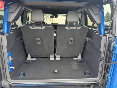 Used 2024 Ford Bronco Wildtrak AWD/4WD image 10