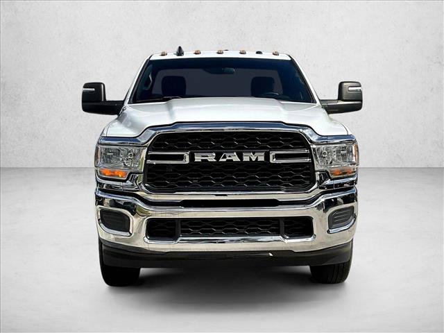 Used 2024 RAM 2500 Tradesman w/ Chrome Appearance Group AWD/4WD image 2
