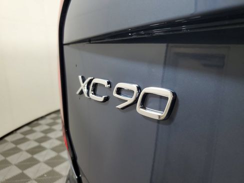 New 2026 Volvo XC90 T8 Core w/ Protection Package AWD/4WD image 8