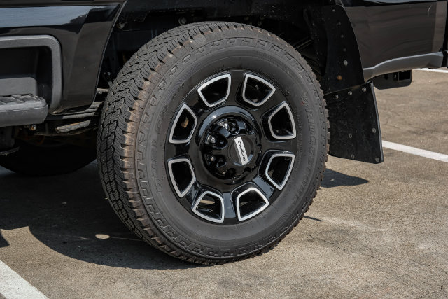 Used 2025 Ford F350 Platinum AWD/4WD image 87