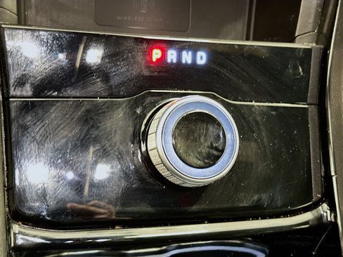 Used 2023 Jeep Grand Cherokee L Laredo image 24