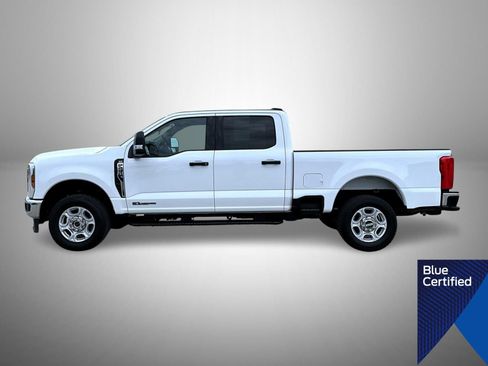 Certified 2025 Ford F250 XLT AWD/4WD image 8