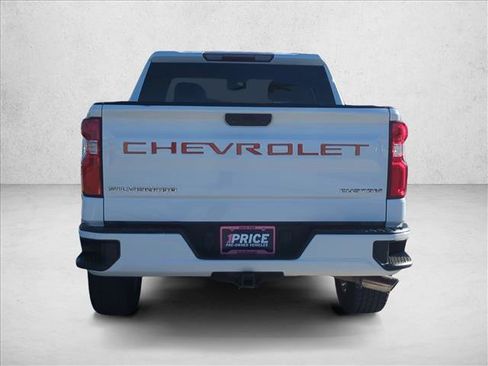 Used 2020 Chevrolet Silverado 1500 Custom w/ Custom Value Package image 7