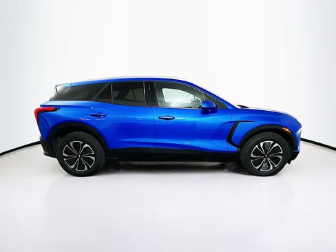 Used 2024 Chevrolet Blazer EV LT AWD/4WD image 10