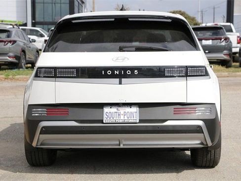 New 2026 Hyundai Ioniq 5 SEL image 6