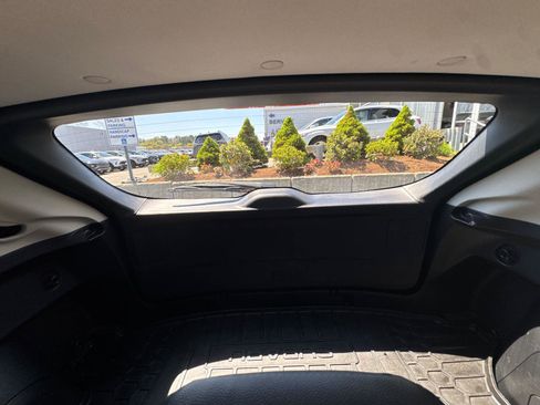Used 2023 Subaru Crosstrek 2.5i Limited w/ Moonroof Package AWD/4WD image 34