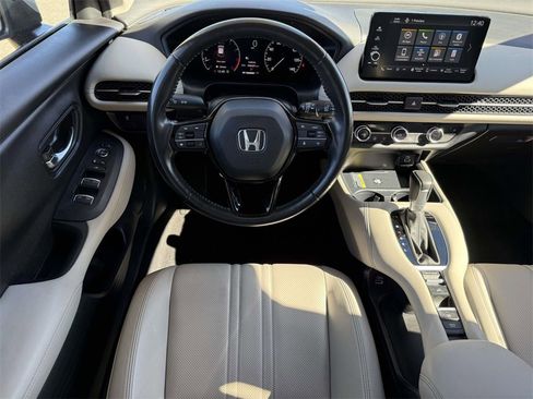 Used 2023 Honda HR-V EX-L image 12