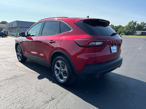 Used 2025 Ford Escape ST-Line Select AWD/4WD image 2