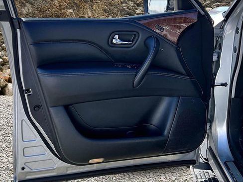 Used 2018 INFINITI QX80 4WD image 19