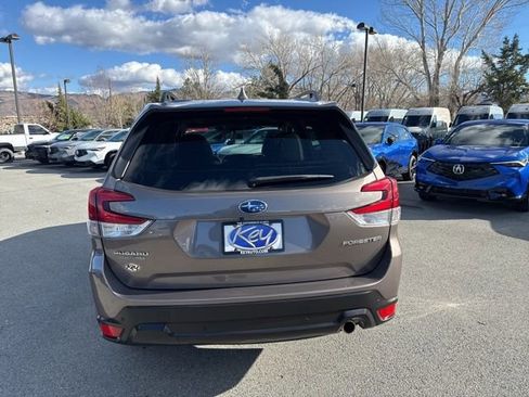 Used 2023 Subaru Forester Limited image 4