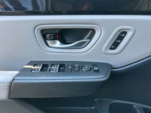 Certified 2024 Honda Pilot Touring image 11