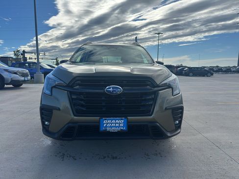 Used 2023 Subaru Ascent Onyx Edition Limited AWD/4WD image 3