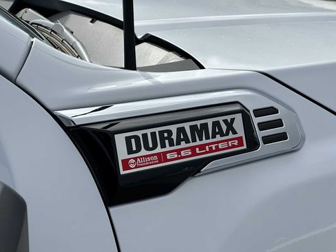 New 2025 GMC Sierra 2500 SLE w/ Preferred Package image 13