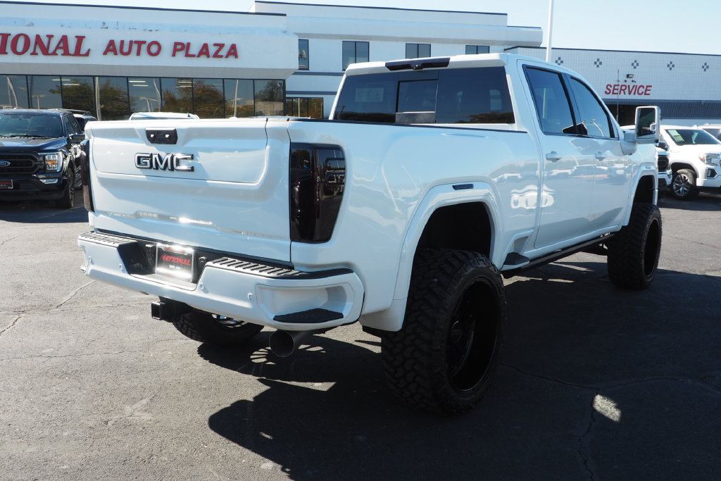 Used 2026 GMC Sierra 3500 AT4 w/ AT4 Premium Plus Package AWD/4WD image 5