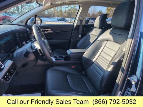 Used 2025 Kia Sportage SX Prestige image 11