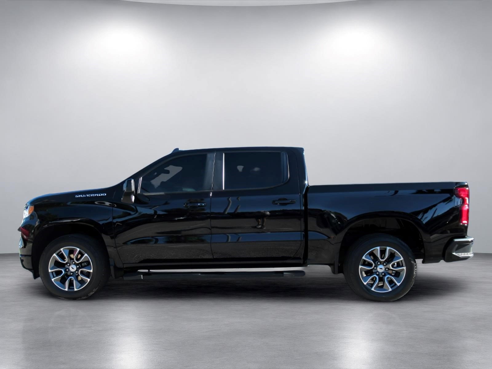 Used 2023 Chevrolet Silverado 1500 RST RWD image 4