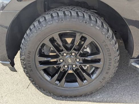 Certified 2022 Ford Expedition XLT image 30